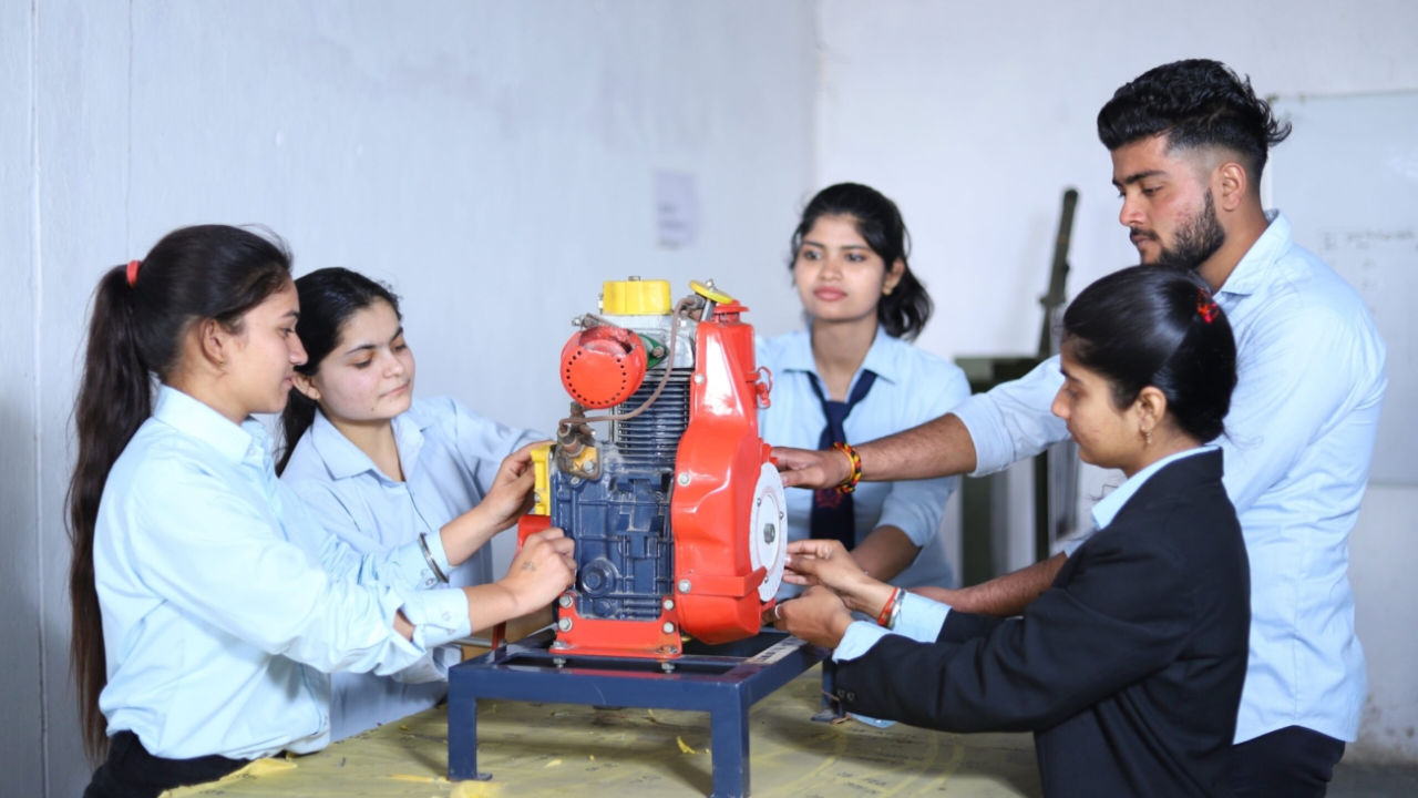 Record In Polytechnic Admissions Deadline Extended Admissions Worth Lakhs Polytechnic Admissions