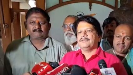 Nashik : परवानग्या न मिळाल्याने नाशिक सार्वजनिक गणेश महामंडळ आक्रमक