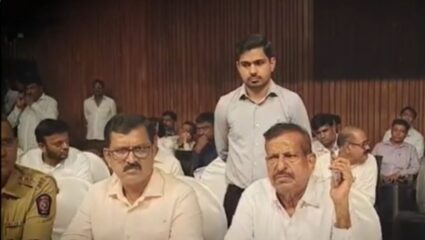 Navi mumbai : वनमंत्री गणेश नाईक यांचा पोलिस व महापालिका आयुक्तांशी संवाद