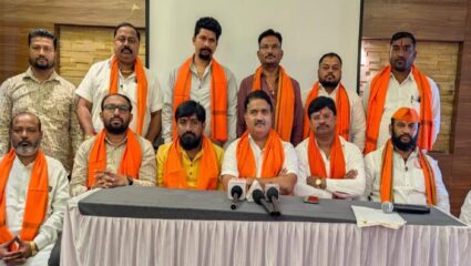 पोलीस अधिकाऱ्यांकडून शेतकऱ्यांना धक्काबुक्की, छावा संघटनेचा आरोप; आंदोलनाचाही दिला इशारा