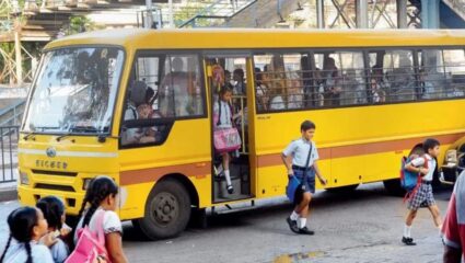 स्कूलबसबाबत मोहिम; नियम मोडणाऱ्यांना दणका, चार महिन्यात लाखोंचा दंड वसूल
