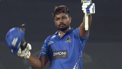 Asia Cup 2025 पूर्वी संजू सॅमसनने दाखवला आपला जबरदस्त फॉर्म! 14 चौकार, 7 षटकार मारत झळकावले शानदार शतक