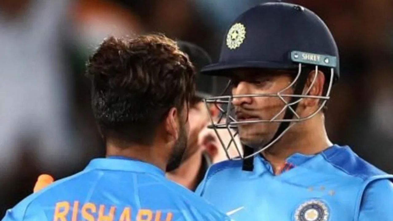 ऋषभ पंतने गेल्या ५ वर्षात सहा शतके केली आहेत. जर आपण एकूण पाहिले तर, ऋषभ पंतने आधीच ८ शतके केली आहेत आणि धोनीने सहा शतके केली आहेत. ऋषभ पंत आधीच दुसऱ्या स्थानावर आहे . तो महेंद्रसिंग धोनीच्या १४०० धावांनी मागे आहे आणि त्याने जवळजवळ अर्धे सामने खेळले आहेत. जर त्याने अधिक खेळले तर तो निश्चितच धोनीला मागे टाकेल. फोटो सौजन्य – सोशल मिडीया