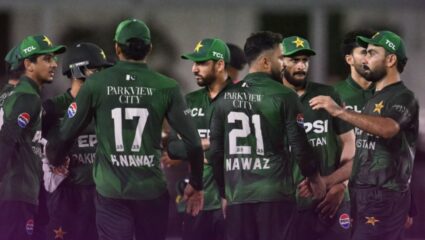 PAK vs WI : पाकिस्तानने वेस्ट इंडिजमधील जुना कलंक पुसला, T20 मालिका 2-1 ने जिंकली