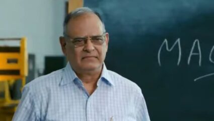 फिल्म इंडस्ट्रीमध्ये शोककळा, ‘3 इडियट्स’मधील प्राध्यापक Achyut Potdar यांचे निधन! 125 चित्रपटांमध्ये केले होते काम