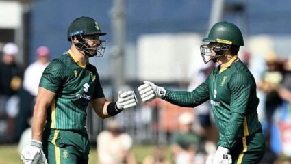 Aus vs SA : एडन मार्करमने ऑस्ट्रेलिया गोलंदाजांना धुतलं! ऑस्ट्रेलीयासमोर 297 धावांचे लक्ष