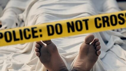 नर्सिंग होममध्ये नर्सचा मृतदेह लटकलेला अवस्थेत, कुटुंबीयांनी केला लैंगिक अत्याचार आणि हत्येचा आरोप; नेमकं प्रकरण काय?