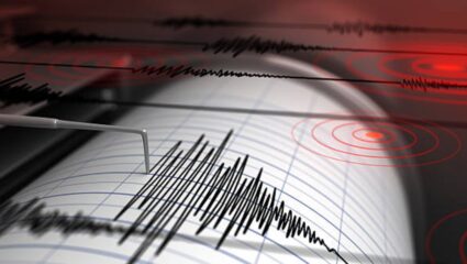 Bangladesh Earthquake : बांगलादेशमध्ये 7.7 रिश्टर स्केल तीव्रतेचा भूकंप; ढाका आणि चितगाव हादरले