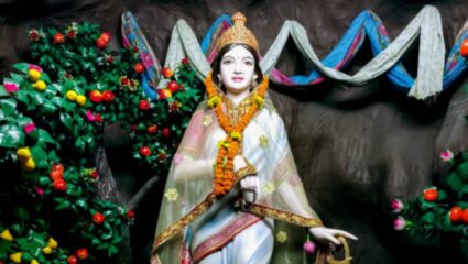Shardiya Navratri 2025: नवरात्रीच्या दुसऱ्या दिवशी ब्रम्हचारिणी देवीची करा पूजा, जाणून घ्या पूजा पद्धत आणि मंत्र