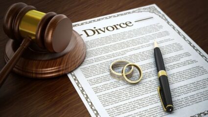 घटस्फोटाचे हे कारण ऐकून व्हाल थक्क! पत्नीने पतीला म्हटले उंदीर चक्क