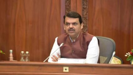 Devendra Fadnavis : आदिवासींच्या जीवनात येत्या ३ वर्षांत आमुलाग्र परिवर्तन घडेल, देवेंद्र फडणवीसा यांचा विश्वास