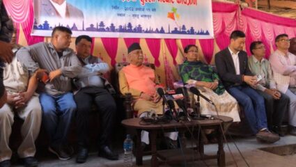 KP Oli Sharma : हिंसाचारानंतर पहिल्यांदाच नेपाळमध्ये दिसले केपी ओली; केले अनेक धक्कादायक खुलासे