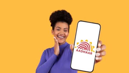 UIDAI लाँच करणार आधारचे नवे मोबाईल अ‍ॅप; आता घरबसल्या करता येणार ‘ही’ सर्व कामे