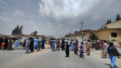 Balochistan Blackout : बलुचिस्तानमध्ये एका महिन्यात तिसऱ्यांदा इंटरनेट बंद; काहीतरी मोठी योजना आखत आहे मुनीर सेना?
