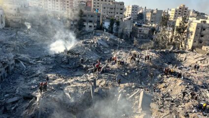 Israel attack on Gaza : गाझात मृत्यूचा तांडव सुरुच! इस्रायलने पुन्हा सुरु केली जमिनीमार्गे कारवाई, ४१ ठार