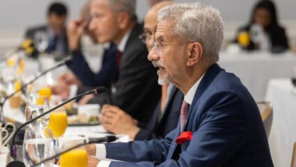 जयशंकर यांची UNGA च्या पार्श्वभूमीवर समकक्ष मंत्र्यांसोबत द्विपक्षीय बैठक ; अनेक जागितक मुद्यांवर झाली चर्चा