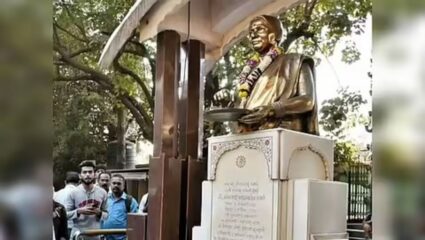 Meenatai Thackeray statue : मीनाताई ठाकरे यांच्या पुतळ्यावर फेकला लाल रंग; शिवसैनिक आक्रमक, वातावरण तापणार?
