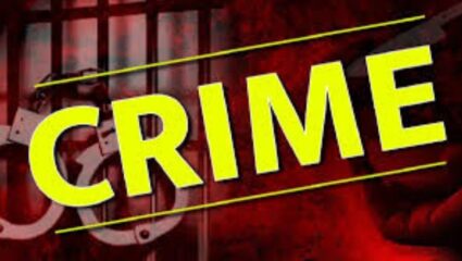 Mumbai Crime : डोक्यावर वार, गळ्यावर धारदार हल्ला; नवी मुंबईत १७ वर्षीय तरुणीचा काकानेच केली हत्या, कारण काय?