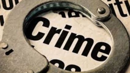 Pune Crime : दिवसा बँक अधिकारी, रात्री मटक्याचा बुकी; पुण्यातील बँक कर्मचाऱ्यासह १७ जण अटकेत