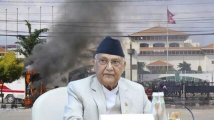 ‘पहिले राजीनामा द्या, मग हेलिकॉप्टर’ ; लष्करप्रमुखाच्या धमकीमुळे नेपाळच्या माजी पंतप्रधानांनी सोडली खुर्ची? नेपाळी माध्यमांचा दावा