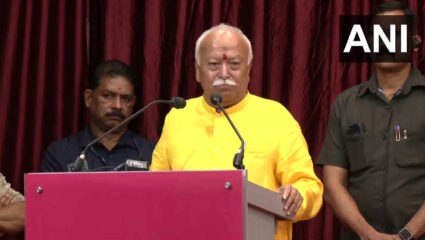 Rss On Tariff: “… तर शत्रू राहणार नाही”; सरसंघचालक मोहन भागवतांचे Tariff वर मोठे विधान