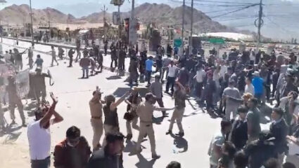 Leh Protest: लेहमध्ये हिंसाचार! ‘या’ मागणीसाठी भाजप ऑफिस पेटवले अन्…; नेमके प्रकरण काय?