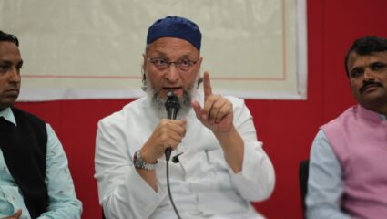 Asaduddin Owaisi On Modi: “दिल्लीत बसलेला जादुगार…”; असुद्दीन ओवेसींची PM मोदींवर सडकून टीका