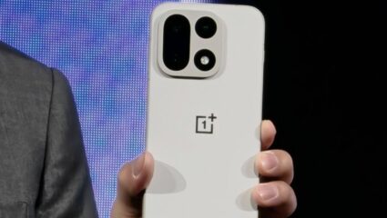 OnePlus 15 स्मार्टफोनच्या लाँचिंगपूर्वीच कंपनीने शेअर केले डिझाईन, Snapdragon 8 Elite Gen 5 चिपसेटने सुसज्ज असणार डिव्हाईस