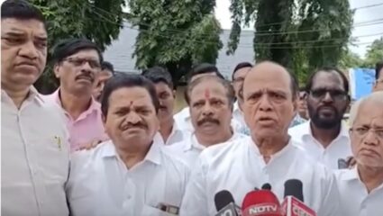 Raigad : खोपोली-खालापूर ओबीसी समाजाचा मोर्चा, मराठा समाजाला स्वतंत्र आरक्षणाची मागणी