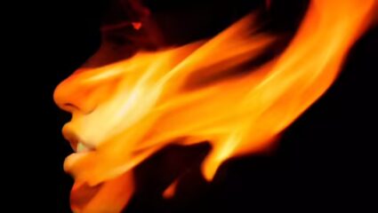 Rajasthan crime : ‘ही क्रीम लाव, गोरी होशील’, फसवणूक करणाऱ्या पतीने पत्नीला जिवंत जाळले