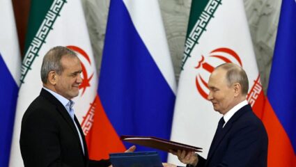 Russia Iran Deal : रशिया-इराणमध्ये झाला गुप्त अणुकरार; 8 नवीन धोकादायक प्रकल्पांमुळे जागतिक स्तरावर संतापाची लाट