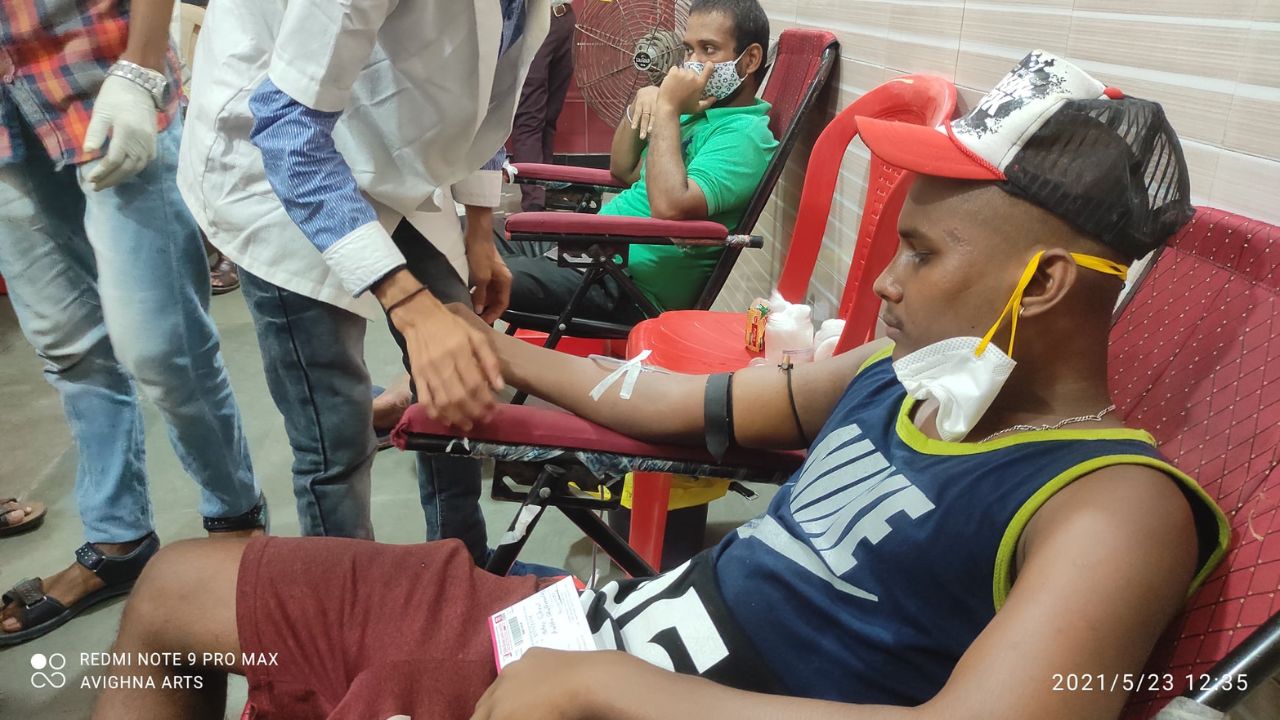 तसेच या संस्थेमार्फत रक्तदान शिबिराचे आयोजन देखील करण्यात येते. यानिमित्ताने उठ युवा.... निश्चय कर, लसीकरणा आधी रक्तदान कर! असे म्हणत युवांना रक्तदान शिबिरात मोठ्या संख्येत सहभागी होण्यासाठी आवाहन केले जाते. 