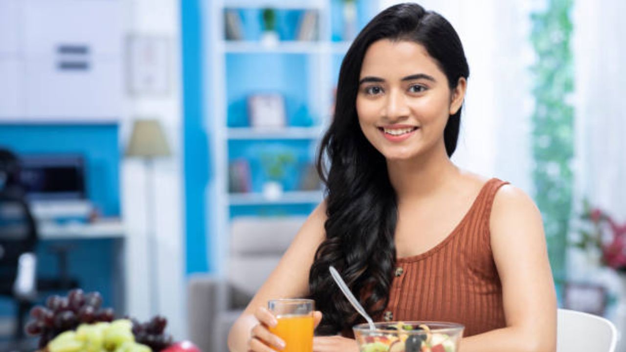 वयाच्या ३० शी नंतर महिलांनी आहारात करावे 'या' पदार्थांचे सेवन