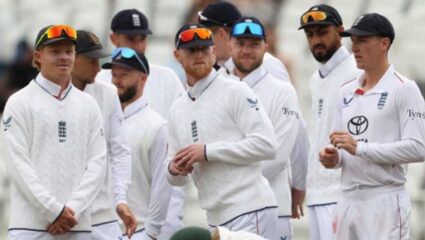 अ‍ॅशेस मालिकेपूर्वी इंग्लंडला मोठा हादरा! भारताविरुद्ध स्टार ठरलेल्या खेळाडूचा अचानक कसोटी क्रिकेटला ब्रेक
