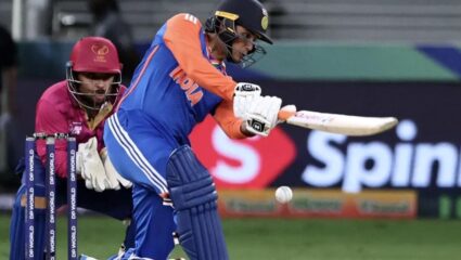 IND vs UAE : पहिल्याच चेंडूवर Sixer अन्..! Abhishek Sharma ची इतिहासाला गवसणी; असे करणारा ठरला पहिलाच भारतीय फलंदाज