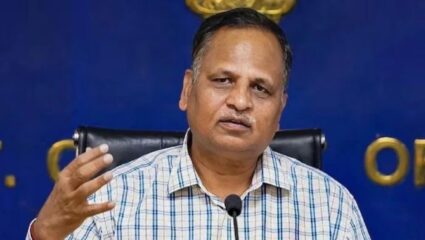 Satyendar Kumar Jain: सत्येंद्र जैन यांच्यावर ईडीकडून आणखी एक कारवाई! ७.४४ कोटींची मालमत्ता जप्त
