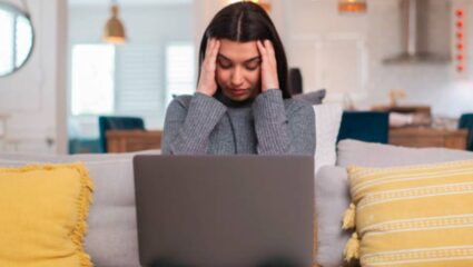 महिलांमध्ये वाढते ब्रेन फॉगची समस्या! शरीरात दिसणाऱ्या ‘या’ लक्षणांकडे अजिबात करू नका दुर्लक्ष, वेळीच घ्या काळजी