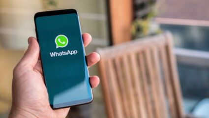 WhatsApp Update: मेसेजिंग अ‍ॅपवर चॅटिंग करणं झालं आणखी मजेदार, कंपनी घेऊन आलीये जबरदस्त फीचर