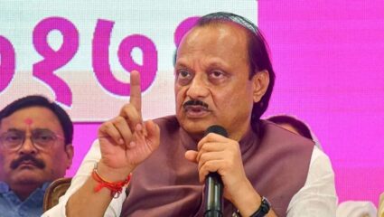 Maharashtra Politics : धनंजय मुंडेंच्या ‘त्या’ मागणीवर अजित पवार सकारात्मक; मोठा निर्णय घेणार?