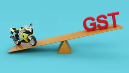 अरे बाप रे! एकीकडे GST कमी झाला असतानाच ‘या’ 5 बाईक्सच्या टॅक्समध्ये होणार वाढ