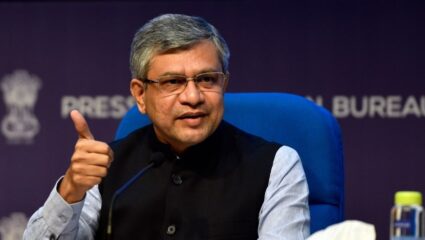 अन्न, वस्त्र, निवारा… घरातील प्रत्येक आवश्यक वस्तू झाली स्वस्त! जीएसटी दर कपातीवर अश्विनी वैष्णव काय म्हणाले? जाणून घ्या