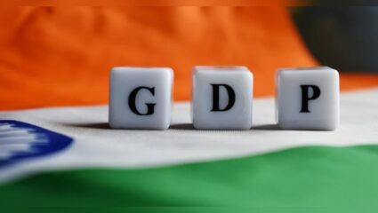 आर्थिक वर्ष 2026 मध्ये भारताचा GDP 6.5 टक्क्यांवरून 6.9 टक्क्यांपर्यंत वाढू शकतो, फिच रेटिंगचा अहवाल