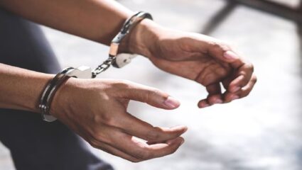 धक्कादायक! भारतातील १०० हून अधिक महिलांची फसवणूक, ‘या’ अ‍ॅपमुळे बँकेचे अकाऊंट साफ