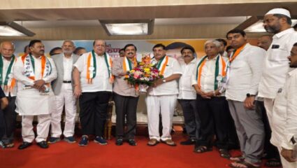 कोल्हापूरच्या सहकार राजकारणात नवा पेच; गोकुळची राजकीय समीकरणे ढवळून निघाली