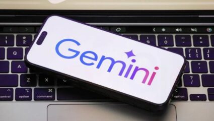 Google Gemini AI: सोशल मीडियावर आला AI फोटोंचा पूर, कशी कराल खऱ्या फोटोंची ओळख? जाणून घ्या