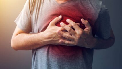 ‘या’ 1 व्हिटॅमिनच्या कमतरतेमुळे येऊ शकतो Heart Attack, वेळीच सावध व्हा!