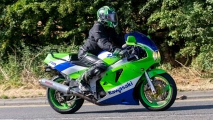 GST Rate कमी झाल्याने तरुणाची धडकन असणाऱ्या Kawasaki Bikes किती स्वस्त झाल्या?