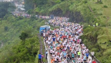 Satara Hill Marathon: सातारा हिल मॅरेथॉन, यवतेश्वर घाटातून आरोग्यदायी धाव; हजारो स्पर्धकांचा मॅरेथॉनला प्रतिसाद