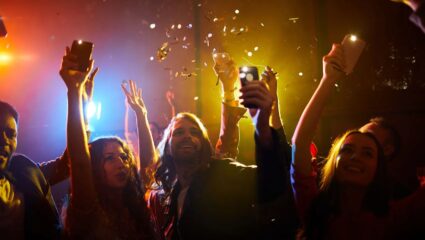 Nude Party in Chhattisgarh: न्यूड पार्टी म्हणजे काय, ती का आयोजित केली जाते; भारतात या पार्टीसंबंधी काय आहेत नियम?