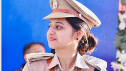 IPS Success Story: सोडली डॉलर्सवाली नोकरी! देशसेवेची वेडापायी पूजा झाली IPS
